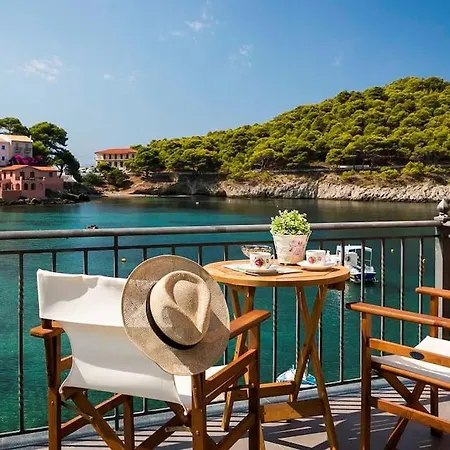 Aτos Comfort Apartment Asos