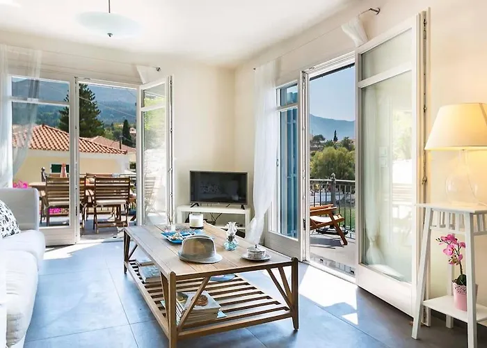 Aτos Comfort Apartman Ászosz